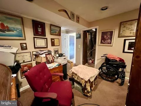 542 Logan St, Frederick, MD 21701 photo 28