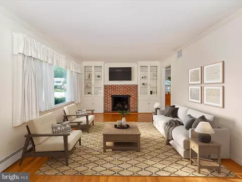 Living - 283 Wyngate Dr, Frederick, MD 21701 photo 1 of 4