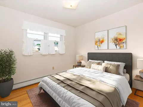 Bedroom - 283 Wyngate Dr, Frederick, MD 21701 photo 5 of 6