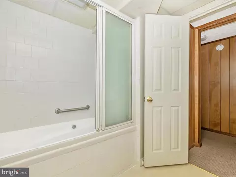 Bath - 283 Wyngate Dr, Frederick, MD 21701 photo 5 of 5