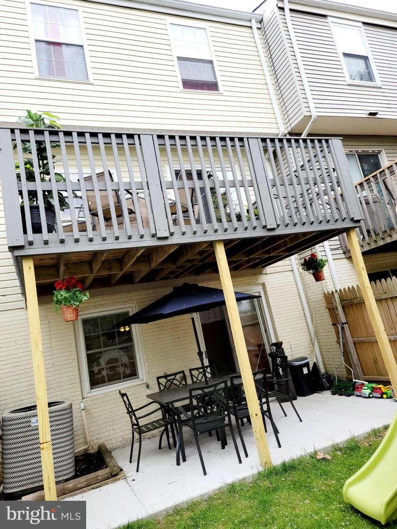 1828 Hammond Ct, Frederick, MD 21702 photo 3