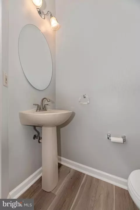 7131 Ladd Cir, Frederick, MD 21703 photo 10
