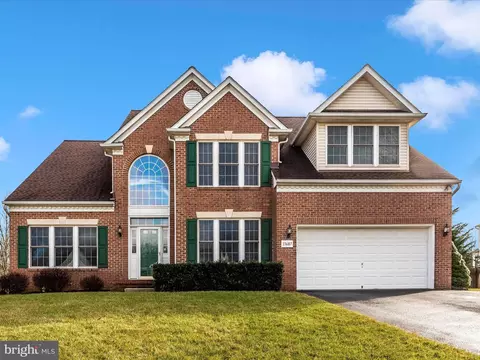 13687 Samhill Dr, Mount Airy, MD 21771