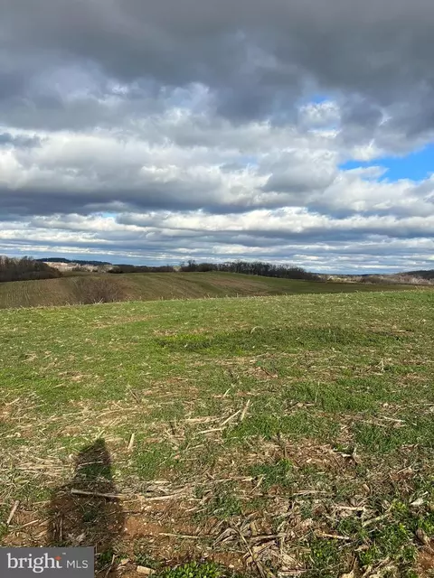 Glissans Mill Road, Mount Airy, MD 21771