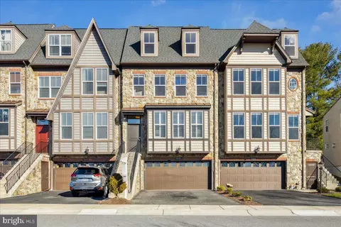 7003 Country Club Ter, New Market, MD 21774