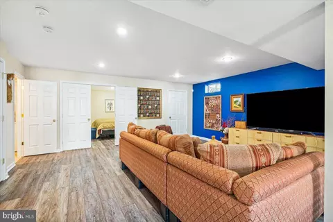 9463 Dunraven St, Frederick, MD 21704 photo 42
