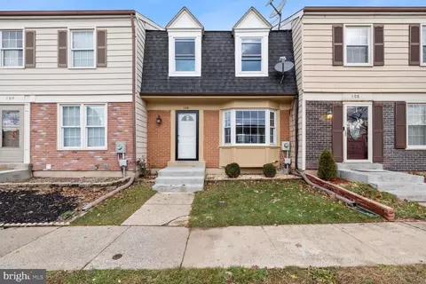 106 Lauren Ct, Frederick, MD 21703