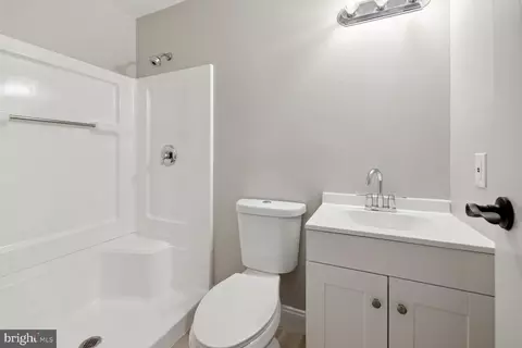 106 Lauren Ct, Frederick, MD 21703 photo 16