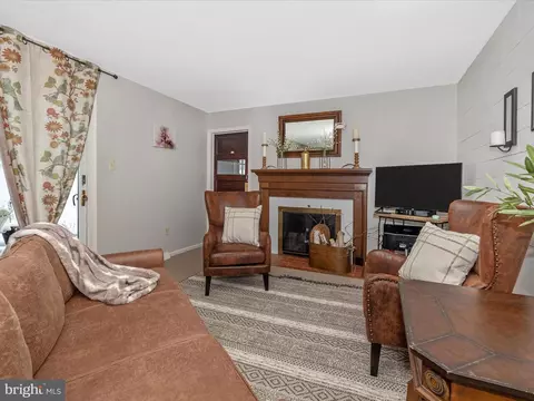 7300 Brookside Dr, Frederick, MD 21702 photo 23