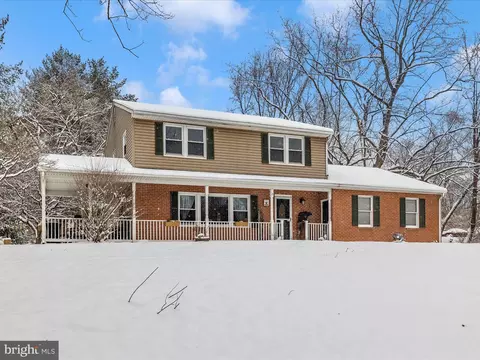 7300 Brookside Dr, Frederick, MD 21702 photo 2