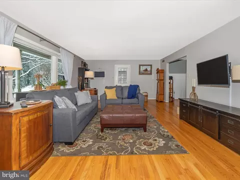 7300 Brookside Dr, Frederick, MD 21702 photo 10