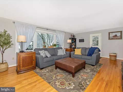 7300 Brookside Dr, Frederick, MD 21702 photo 9