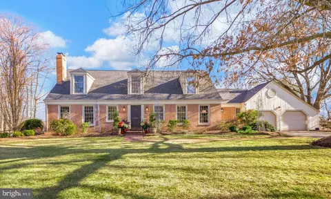 7313 Brookside Dr, Frederick, MD 21702