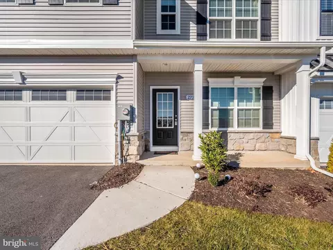 2777 Bluegrass Way, Frederick, MD 21702 photo 2