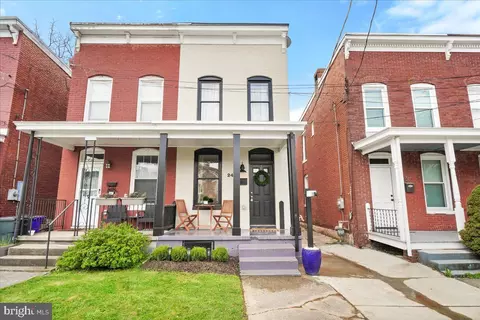24 E 7th St, Frederick, MD 21701
