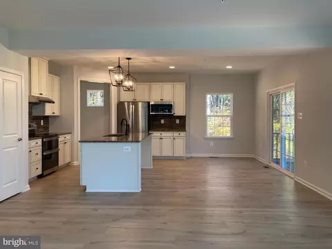 5708 Ridge Rd, Cascade, MD 21719 photo 3