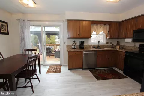 7210 Rainbow Ln, Frederick, MD 21702 photo 5