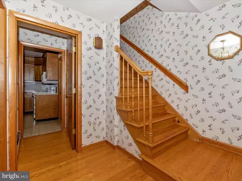 5 Wyn Ct, Frederick, MD 21701 photo 4