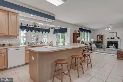 9015 Harris St, Frederick, MD 21704 photo 9
