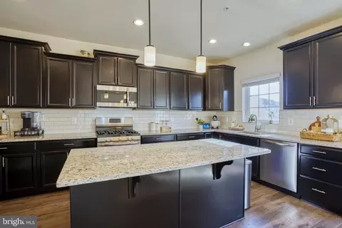 7203 Delegate Pl, Frederick, MD 21703 photo 14