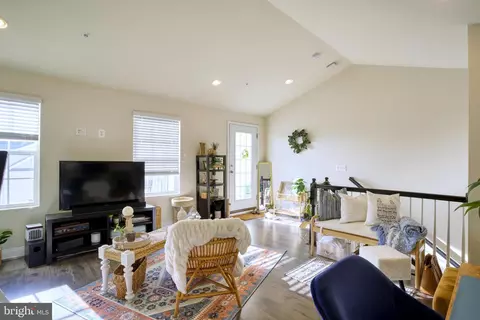 7203 Delegate Pl, Frederick, MD 21703 photo 32