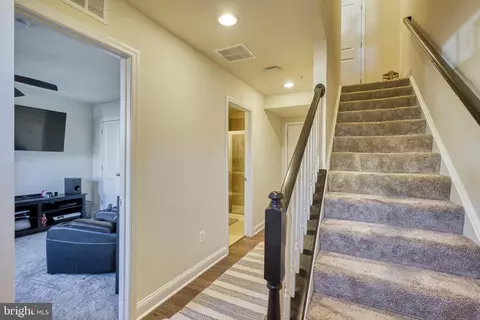 7203 Delegate Pl, Frederick, MD 21703 photo 6