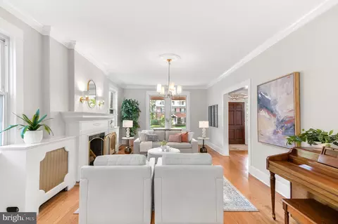 205 Upper College Ter, Frederick, MD 21701 photo 6