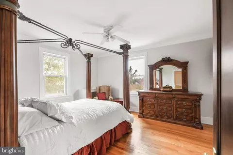 205 Upper College Ter, Frederick, MD 21701 photo 14