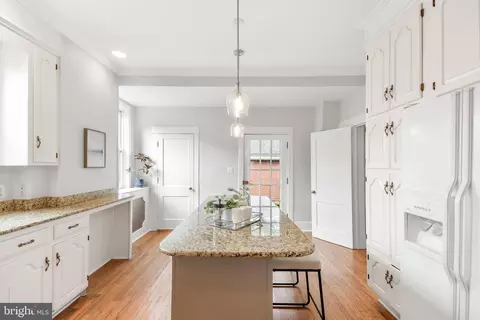 205 Upper College Ter, Frederick, MD 21701 photo 42