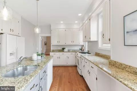 205 Upper College Ter, Frederick, MD 21701 photo 44