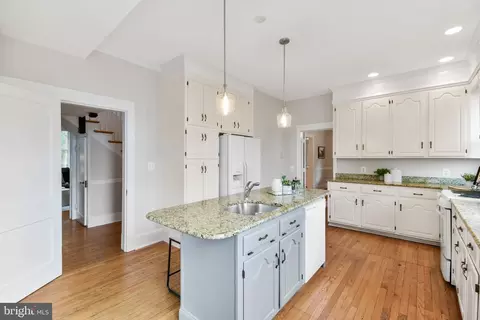 205 Upper College Ter, Frederick, MD 21701 photo 46