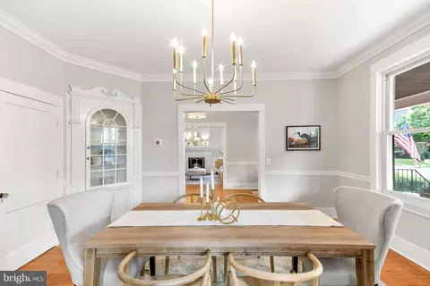 205 Upper College Ter, Frederick, MD 21701 photo 9