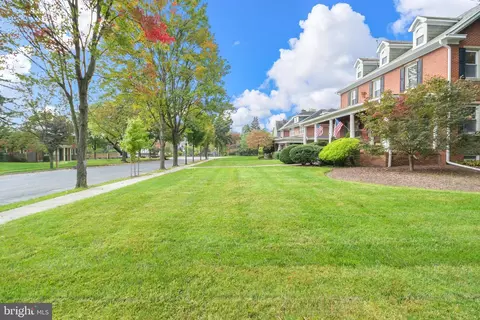 205 Upper College Ter, Frederick, MD 21701 photo 32