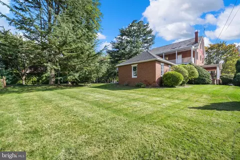 205 Upper College Ter, Frederick, MD 21701 photo 21