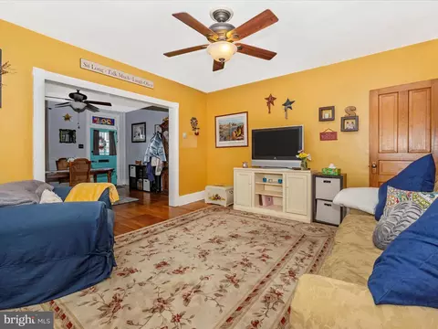201 Washington St, Frederick, MD 21701 photo 9