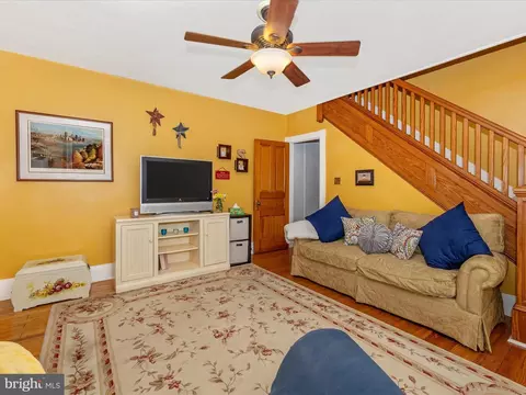 201 Washington St, Frederick, MD 21701 photo 8