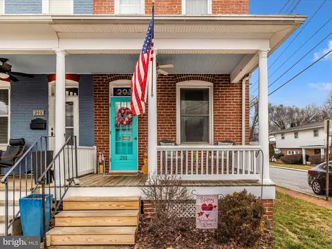 201 Washington St, Frederick, MD 21701