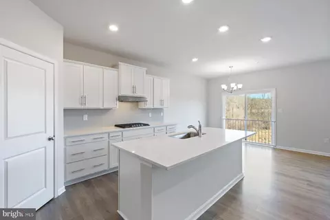 5825 Zoe Ln, Frederick, MD 21704 photo 7