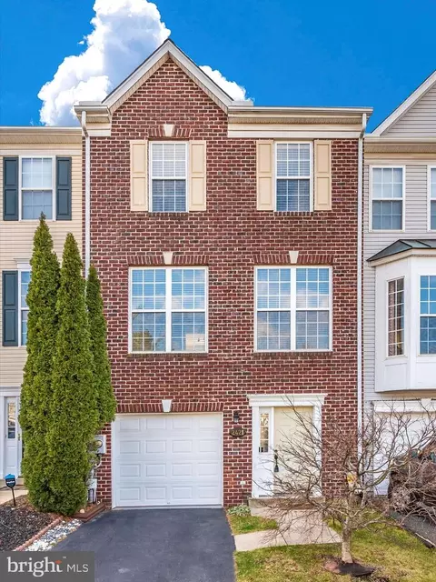 2421 Wynfield Ct, Frederick, MD 21702 photo 2