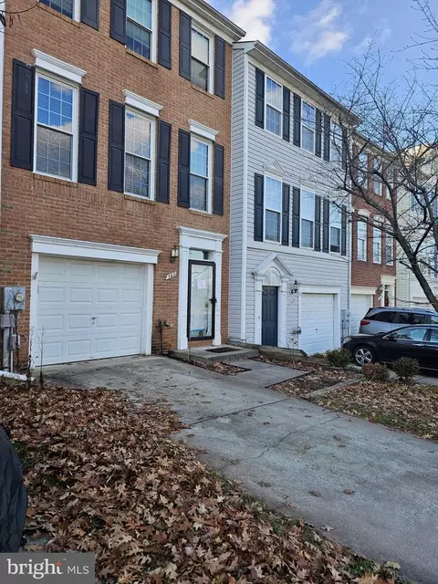 567 Ellison Ct, Frederick, MD 21703 photo 2