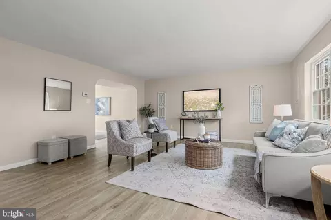 6918 Alex Ct, Frederick, MD 21703 photo 8