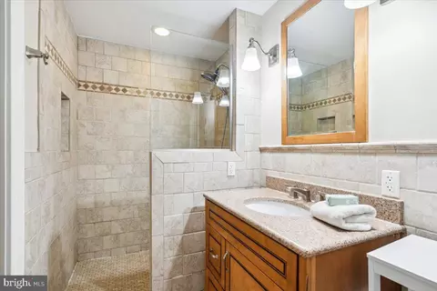 205 Grove Blvd, Frederick, MD 21701 photo 25