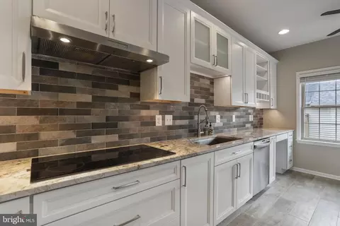 2437 Rippling Brook Rd, Frederick, MD 21701 photo 15