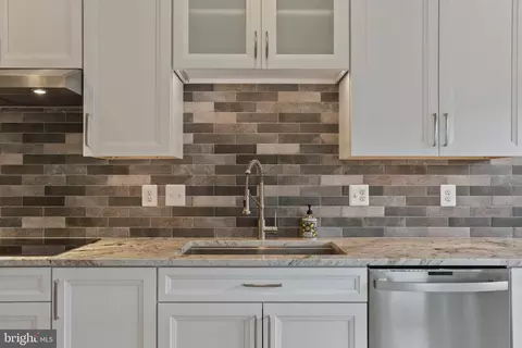 2437 Rippling Brook Rd, Frederick, MD 21701 photo 16
