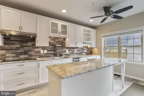 2437 Rippling Brook Rd, Frederick, MD 21701 photo 13