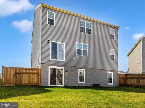 Exterior - 2020 Fauna Dr, Frederick, MD 21702 photo 6 of 9