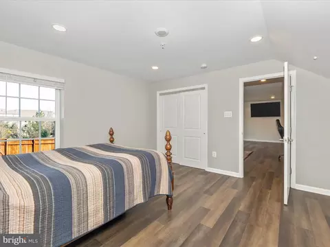 Bedroom - 2020 Fauna Dr, Frederick, MD 21702 photo 11 of 11