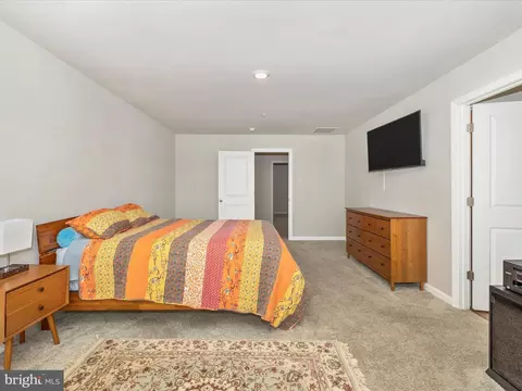 Bedroom - 2020 Fauna Dr, Frederick, MD 21702 photo 7 of 11