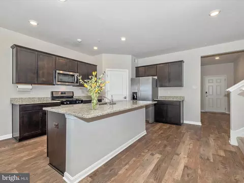 Kitchen - 2020 Fauna Dr, Frederick, MD 21702 photo 2 of 5
