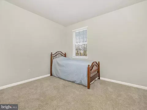 Bedroom - 2020 Fauna Dr, Frederick, MD 21702 photo 2 of 11
